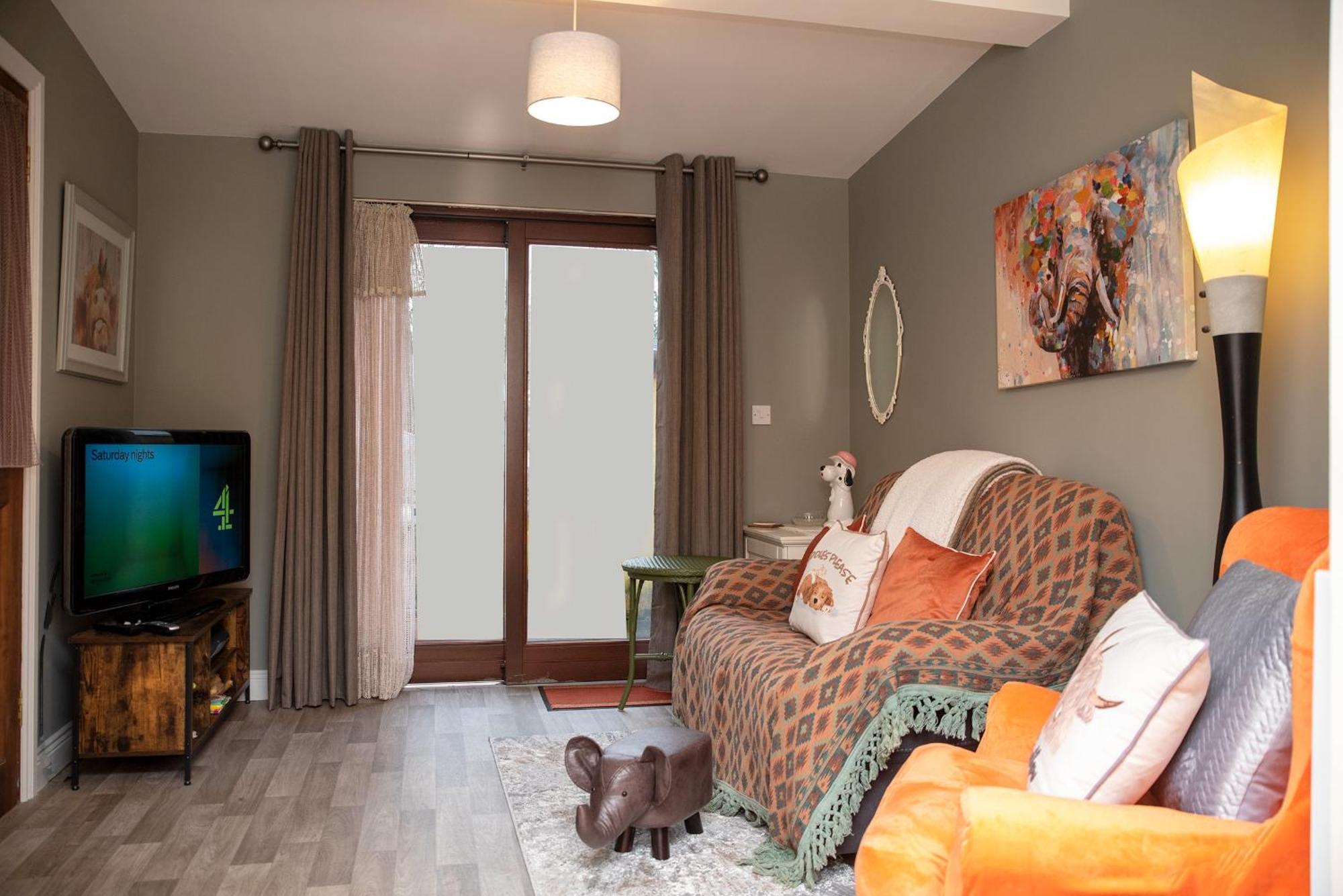 The Veterinary @ Kildare Village Bagian luar foto