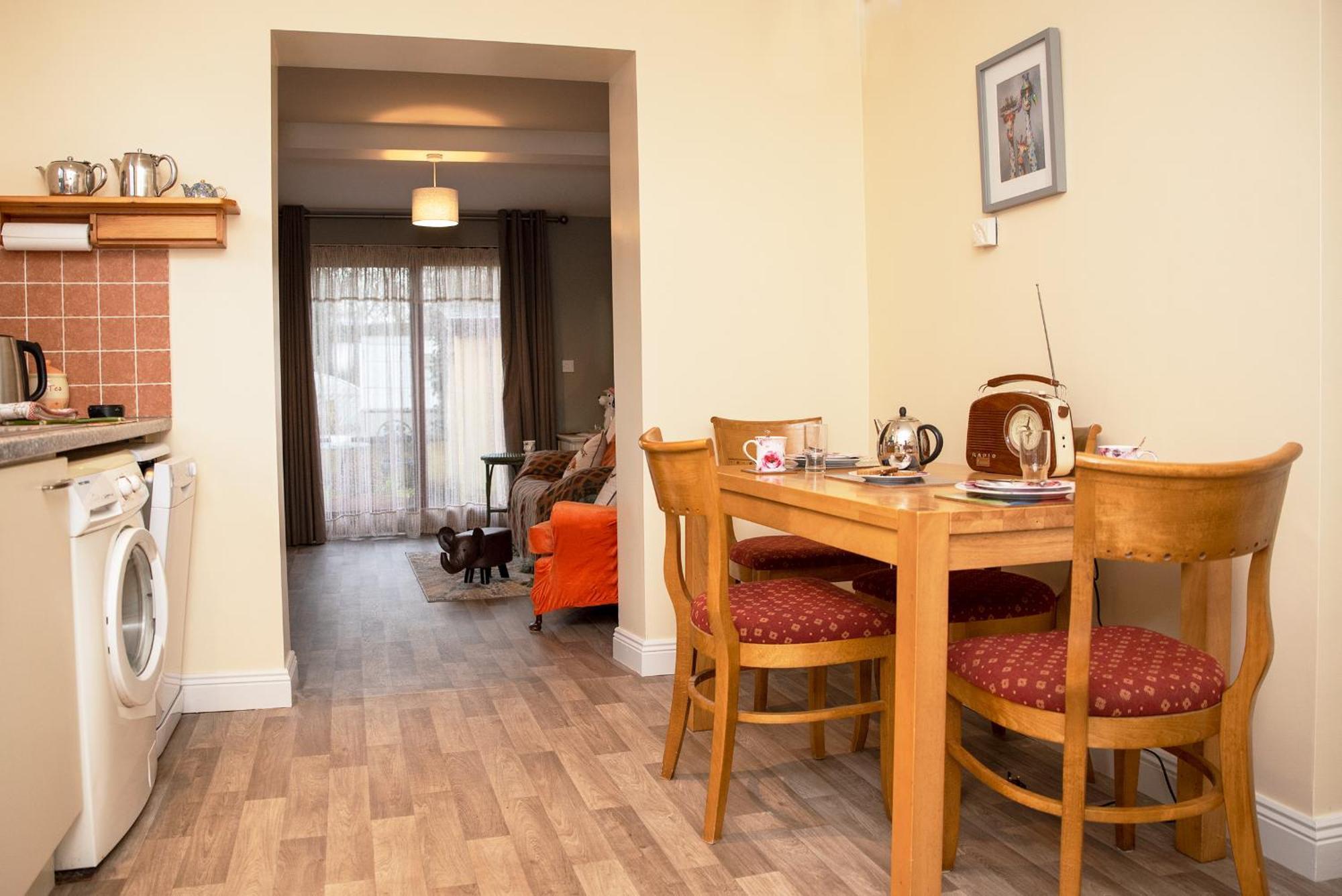 The Veterinary @ Kildare Village Bagian luar foto