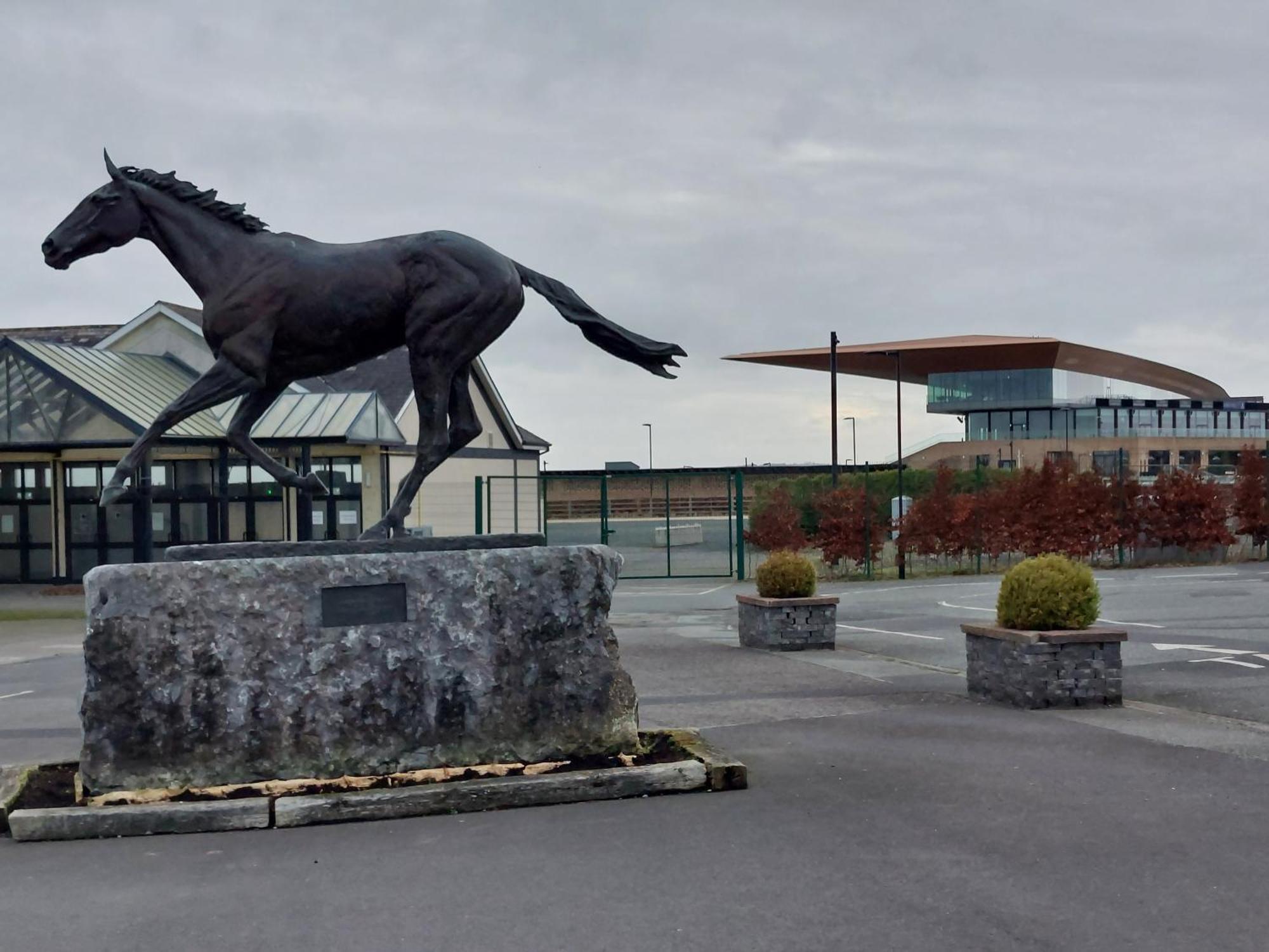 The Veterinary @ Kildare Village Bagian luar foto